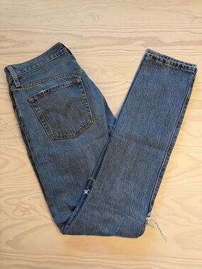 Levi’s 501 Skinny Classic Distressed High-Rise Blue Denim Jeans